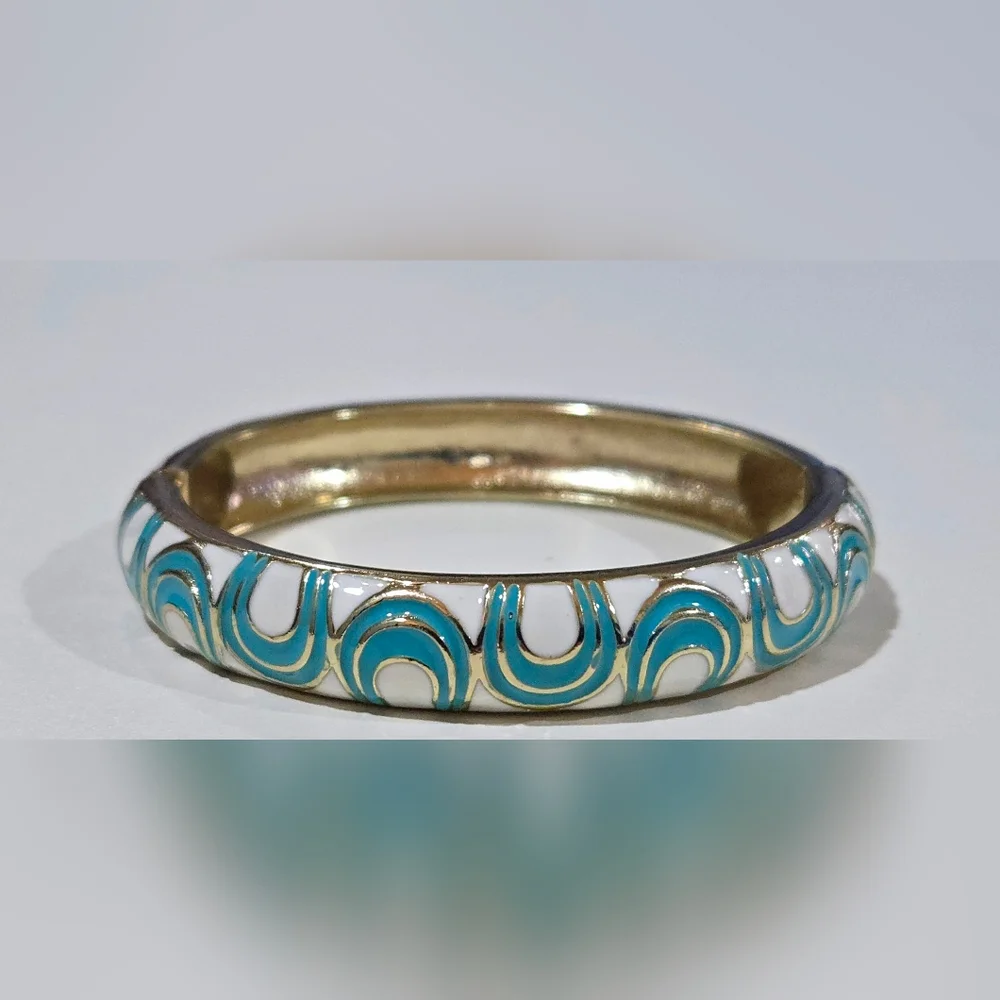 Nordstrom Sequin NYC Equestrian Turquoise Enamel Horseshoe Hinge Bangle NWOT